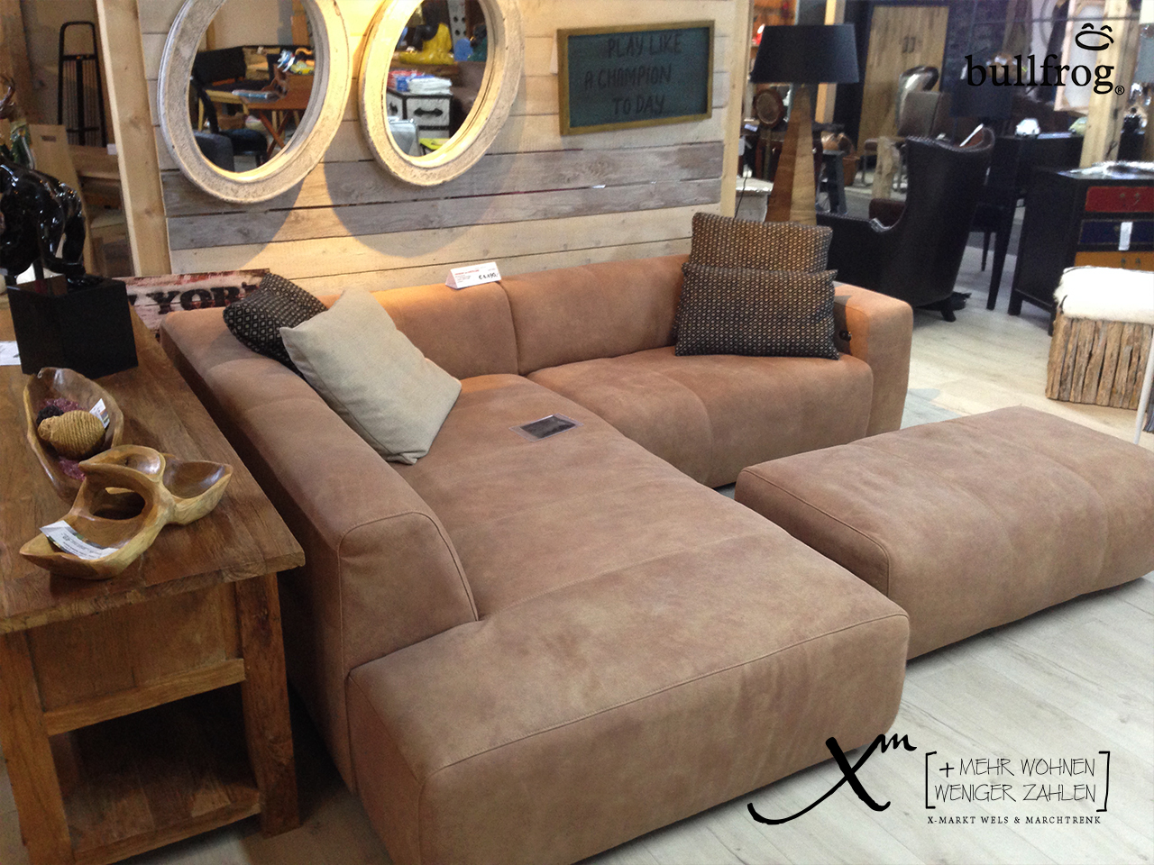 Bullfrog Sofa Camp | www.stkittsvilla.com